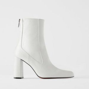 Zara LEATHER HEELED ANKLE BOOTS